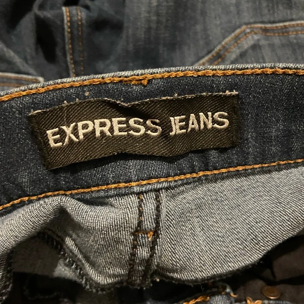 Express Jeans - Picture 4 of 5